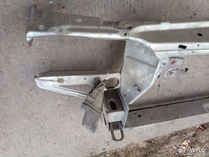 Передняя панель телевизор) опель омега а 1,8-2,0