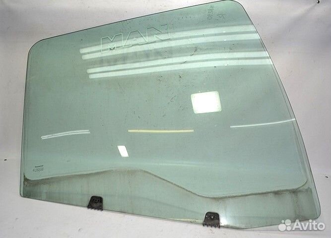 Стекло двери, правое MAN TGA 18.480 (01.00)