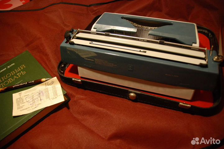 Печатная машинка Erika