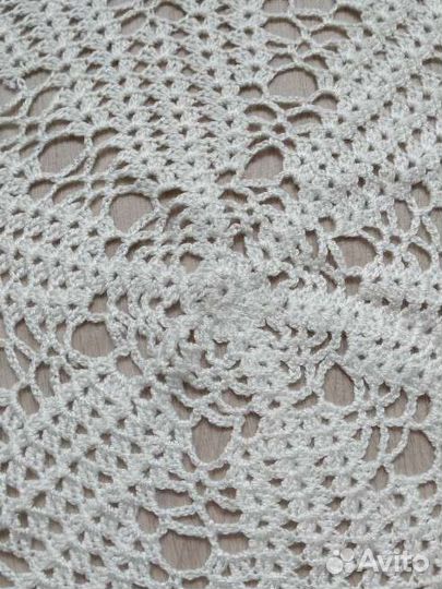 Салфетка ажурная вязаная круглая