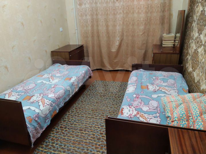 2-к. квартира, 48 м², 3/3 эт.