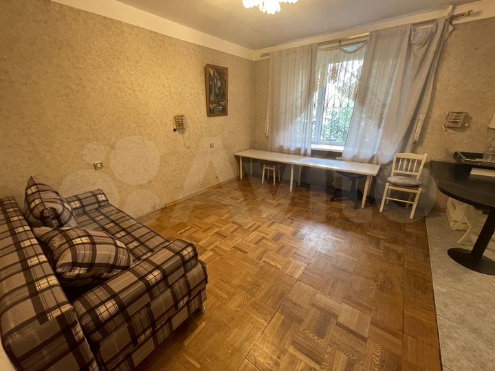 2-к. квартира, 55 м², 1/5 эт.