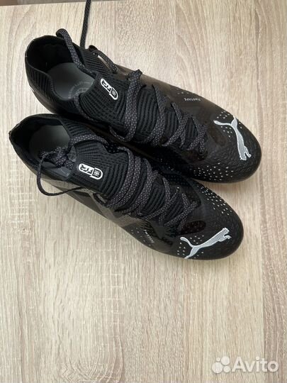 Футбольные бутсы Puma