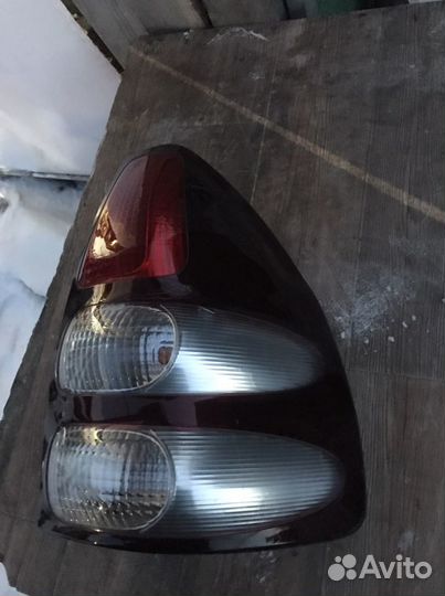 Фонарь задний правый Toyota Land Cruiser Prado 120