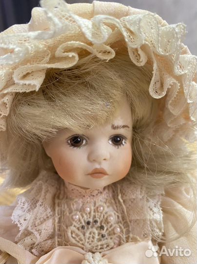 Кукла фарфоровая коллекционная Girardi Mariano