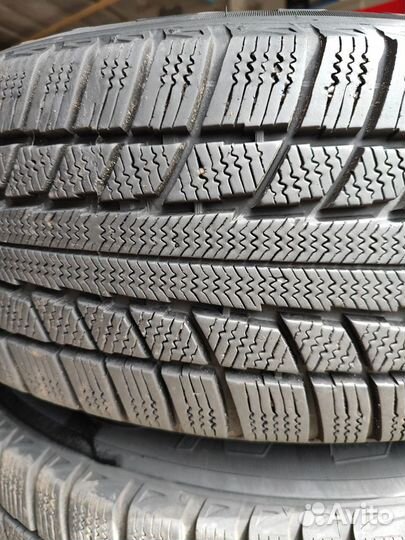 Triangle TR777 235/70 R16 106H