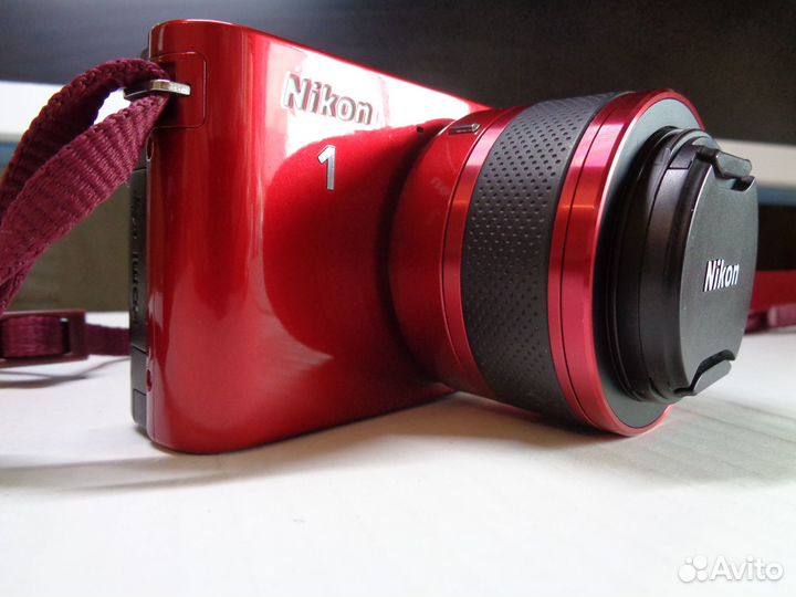 Nikon J1