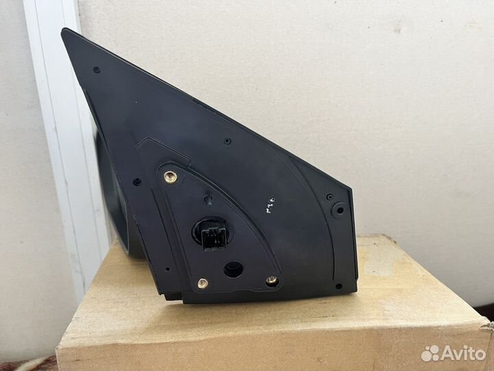 Боковое зеркало на hyundai solaris