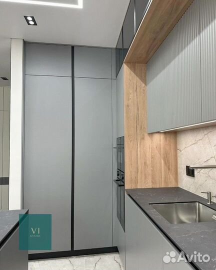 Встроенный кухонный гарнитур