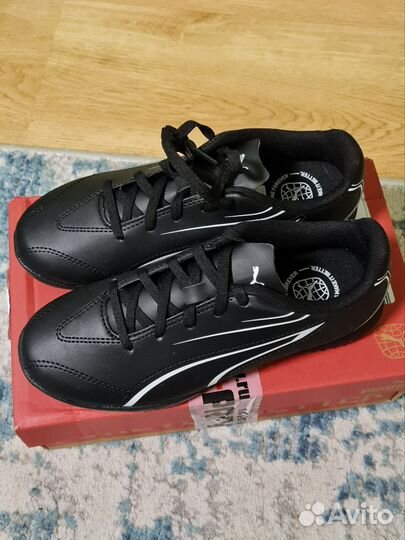 Бутсы новые футбольные
