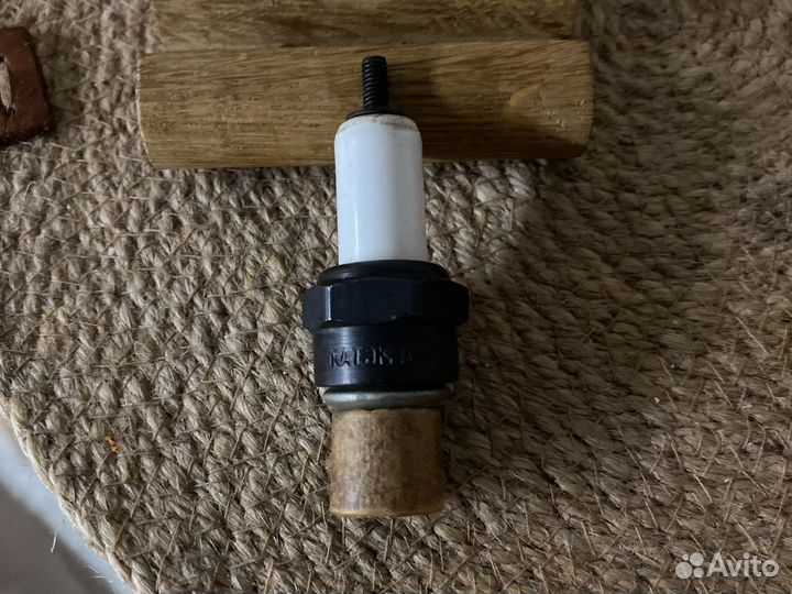 Свечи зажигания гснх А16У