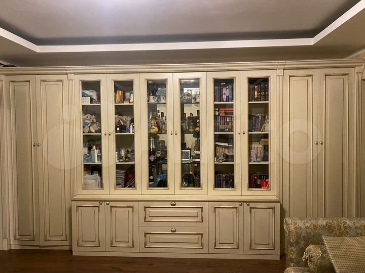 4-к. квартира, 82 м², 5/10 эт.