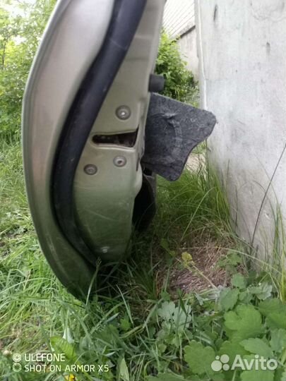 Toyota corolla 120 дверь