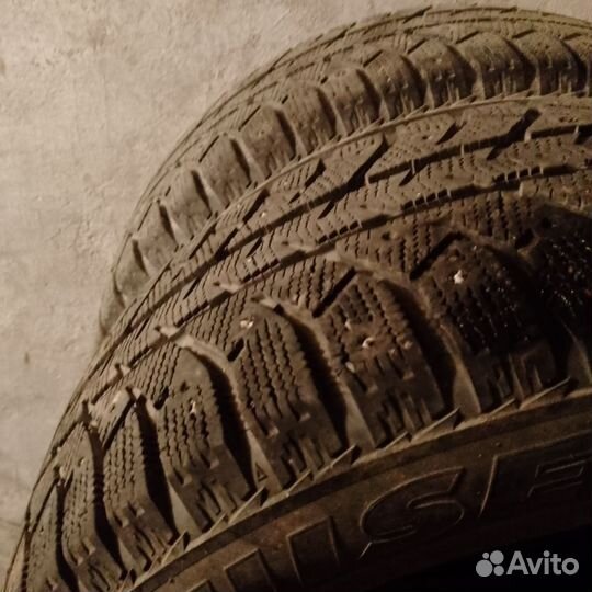 Bridgestone Ice Cruiser 7000 235/55 R18 104T