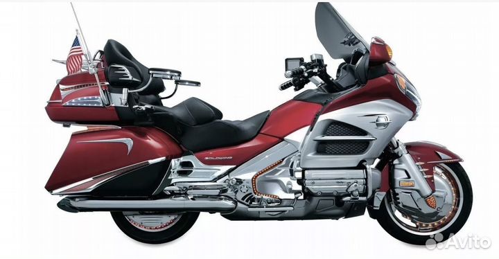 Молдинги Kuryakyn 3232 на кофры GoldWing GL1800