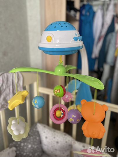 Мобиль на кроватку с проектором