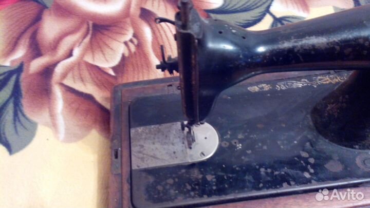 Машинка швейная Зингер