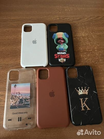 Чехлы на iPhone 11