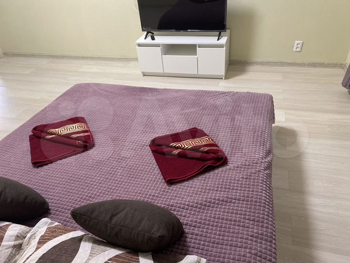 2-к. квартира, 66 м², 1/12 эт.