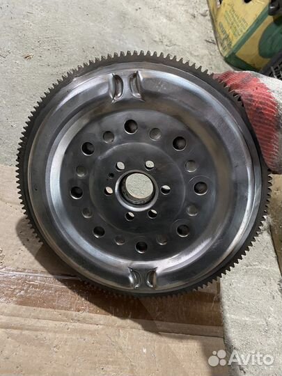 Маховик 058105266G Audi A4 1.8л