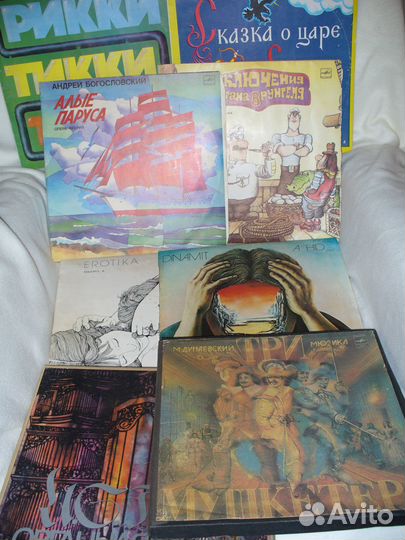 Большая коллекция пластинок (около 124 штук)