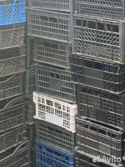 Пластиковые ящики б/у