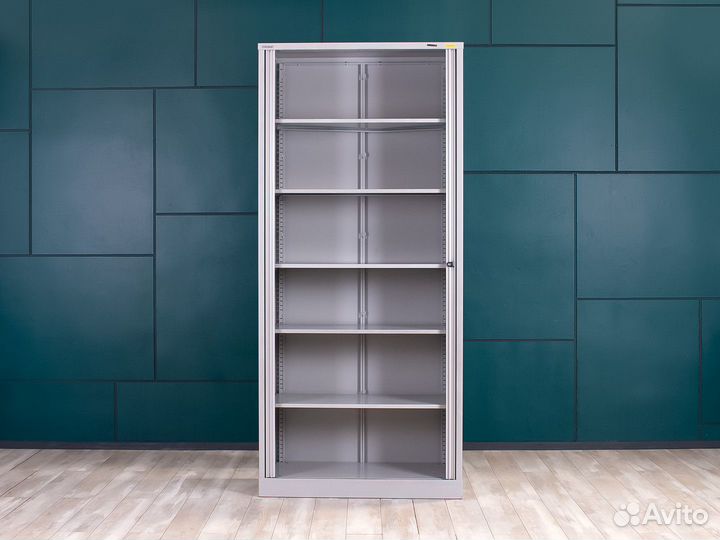 Металлический шкаф с полками bisley США