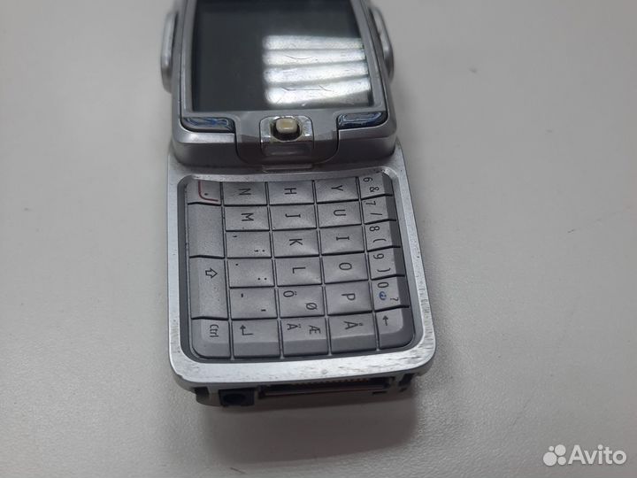 Nokia E70