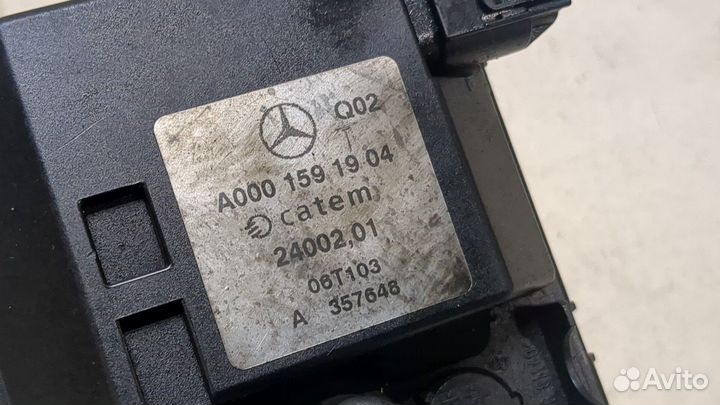 Реле накала Mercedes C W203, 2006