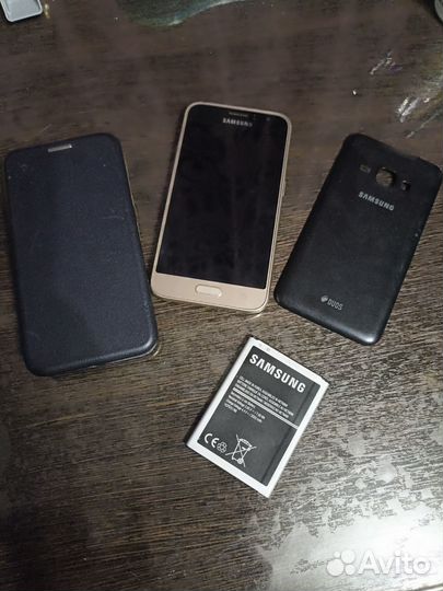 Samsung Galaxy J2 (2016), 8 ГБ