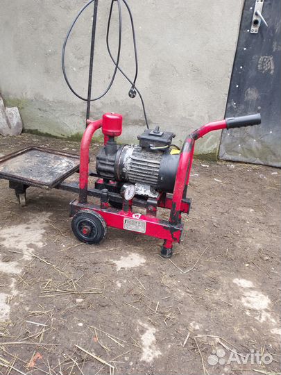 Доильный аппарат для коров