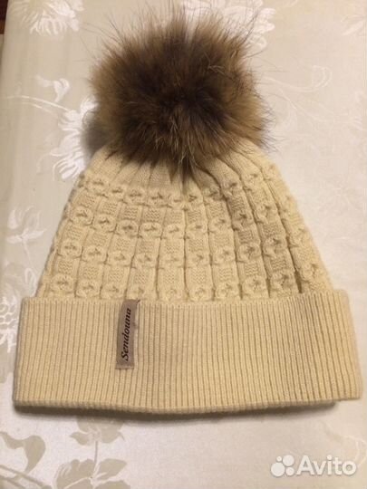 Шапка вязаная