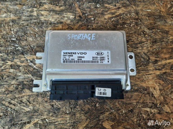 Блок управления двигателем Kia Sportage KM G4GC