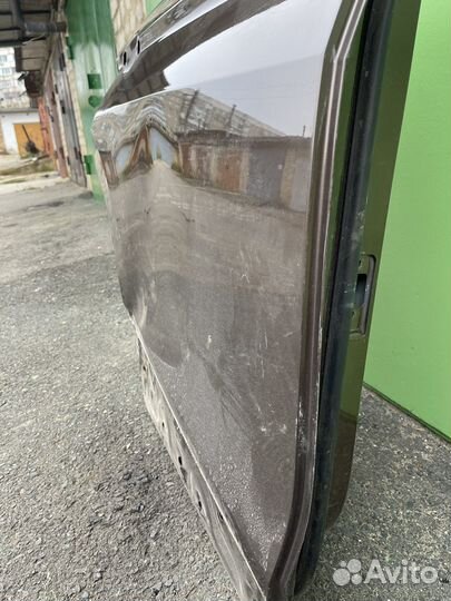 Задняя правая дверь WV tiguan 2