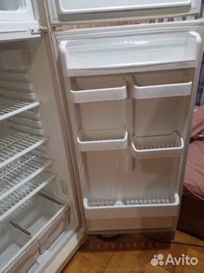 Полки и балконы для холодильника стинол