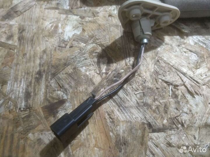 Козырёк передний левый мерседес мл 430