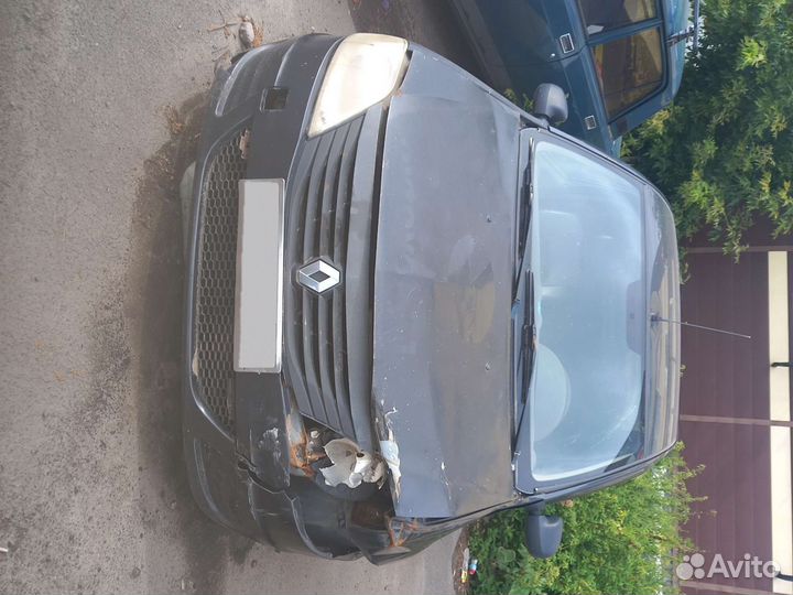 Renault Logan 1.4 МТ, 2010, битый, 300 000 км
