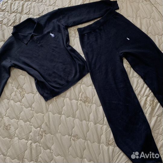 Трикотажный костюм женский брючный