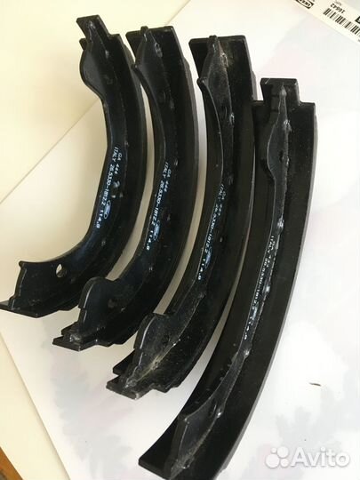 Ford Maverick Колодки Ручника Новые