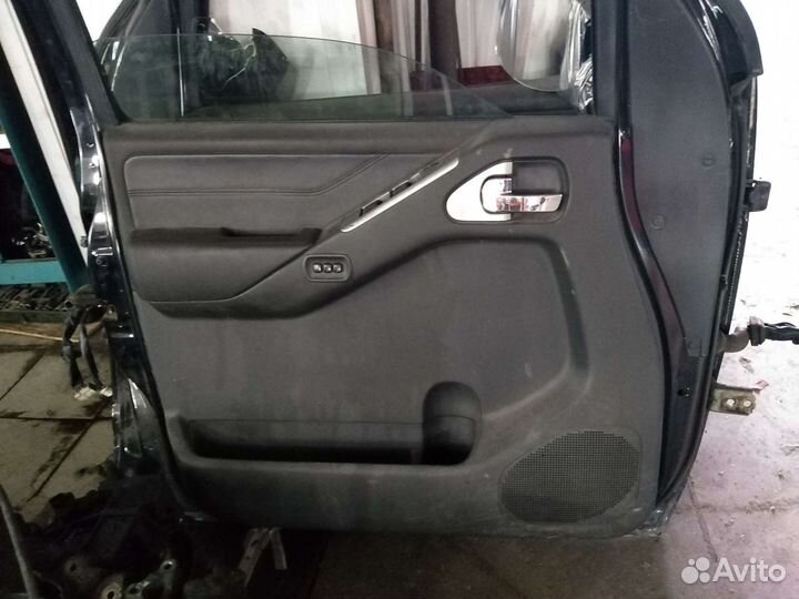 Обшивки задние Nissan Pathfinder r51