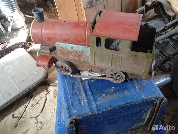 Паровоз жесть, игрушка СССР