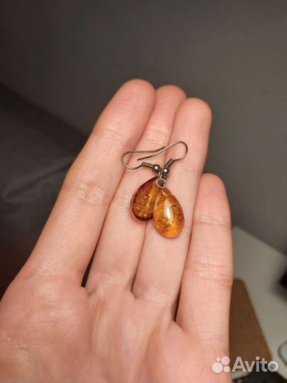 Серьги с янтарем