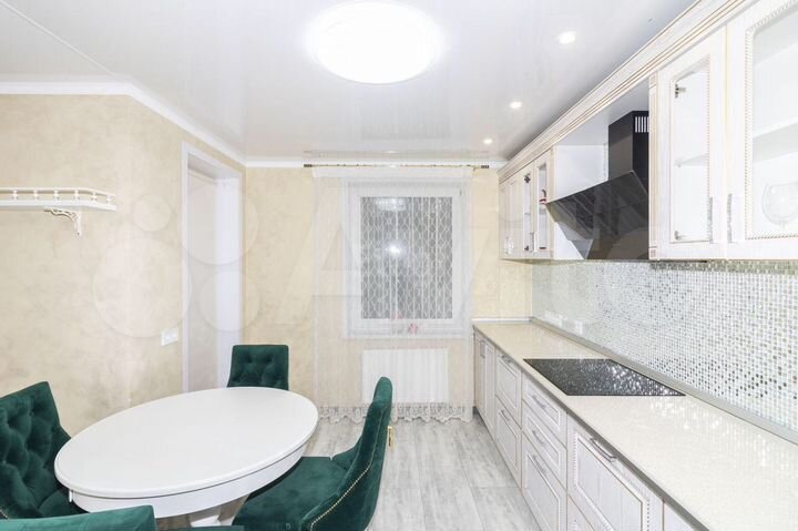 3-к. квартира, 76 м², 8/17 эт.