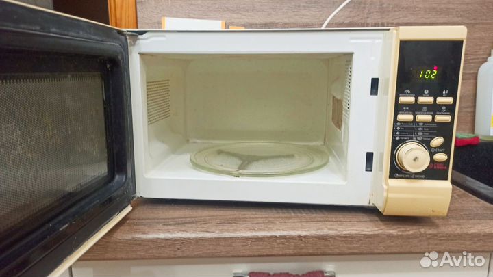 Микроволновая печь supra