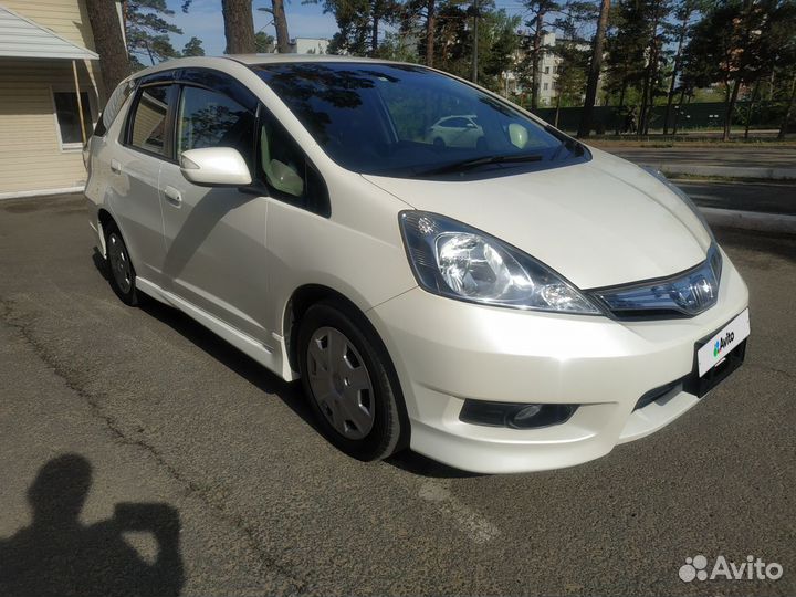 Honda Fit Shuttle 1.3 CVT, 2012, 102 000 км