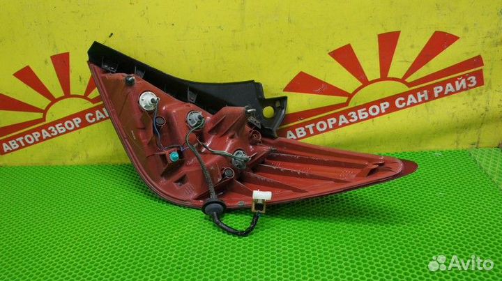 Фонарь Toyota Tiida