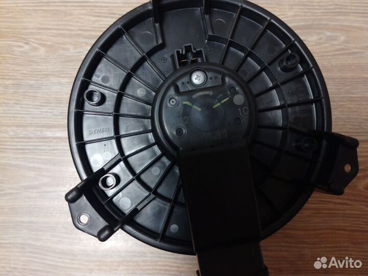 Моторчик печки honda civic4д