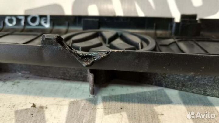 Декоративная крышка двигателя Volkswagen Polo 5