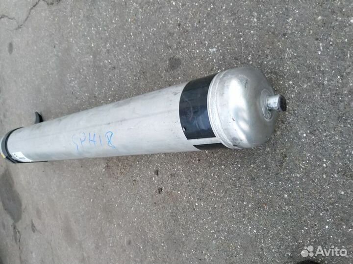 Ресивер пневмоподвески Jeep Grand Cherokee WK2