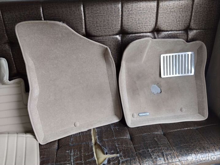 Автомобильные коврики